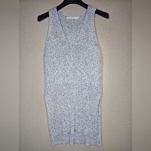 Astr Textured Knit V-Neck Top